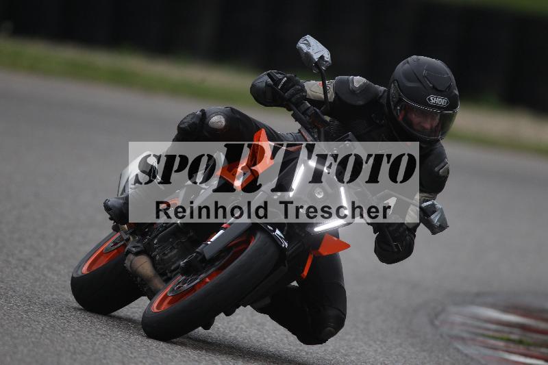 /Archiv-2025/10 23.04.2025 Cornu Master School ADR/gruen-vert/2